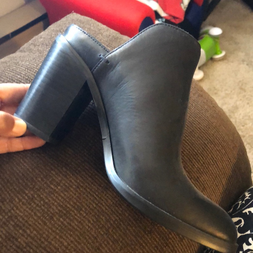 Dolce Vita size 7 1/2 BRAND NEW